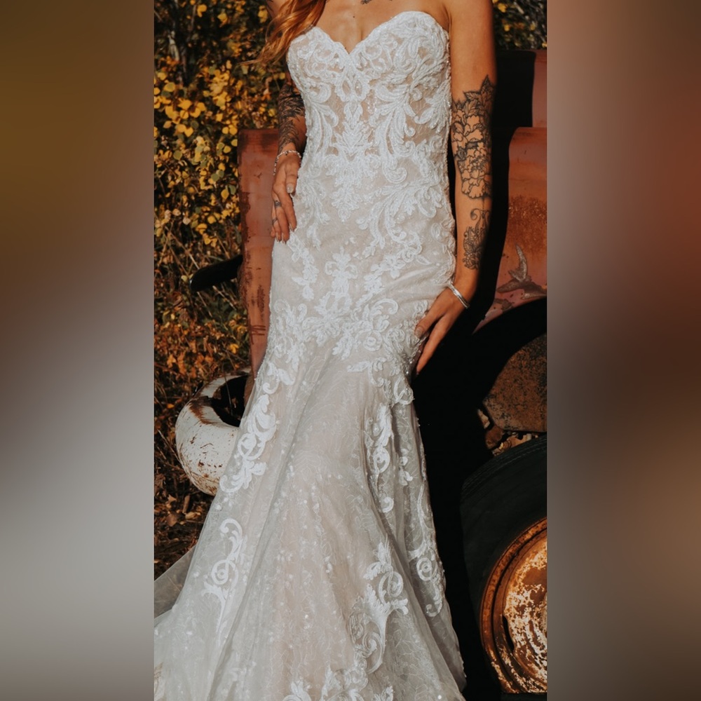Sophia Tolli Ivory Lace Dress